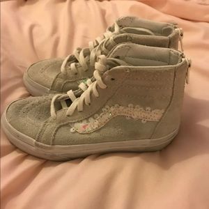 Girls size 12 Off-White Suede VANS